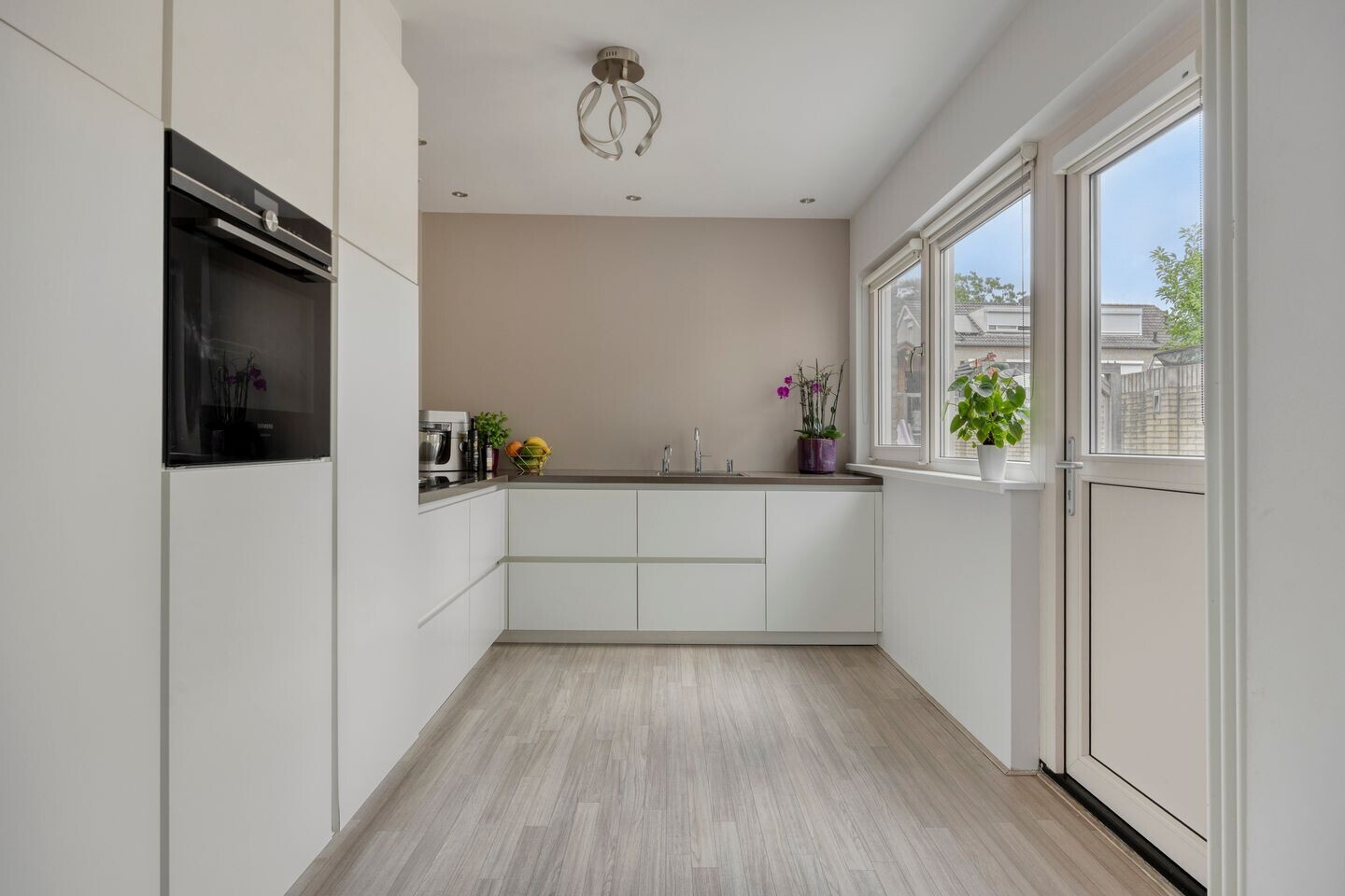 Tussenwoning te koop: De Glazenmaker 56, Veldhoven