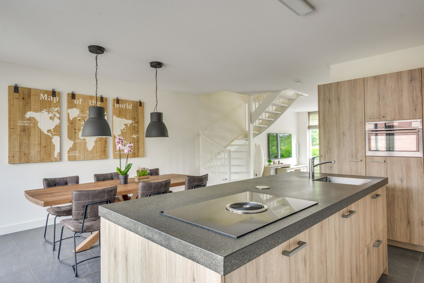 Tussenwoning te koop: Zittardsestraat 43, Veldhoven