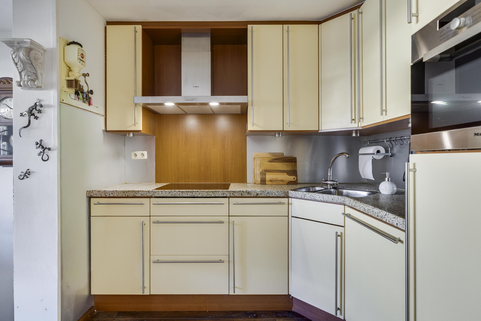 Tussenwoning te koop: Hunnenberg 4, Veldhoven