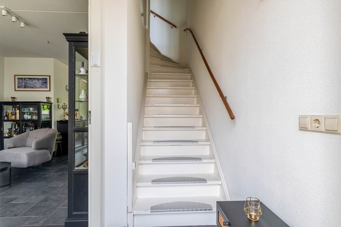 Tussenwoning te koop: Regenboogven 63, Veldhoven