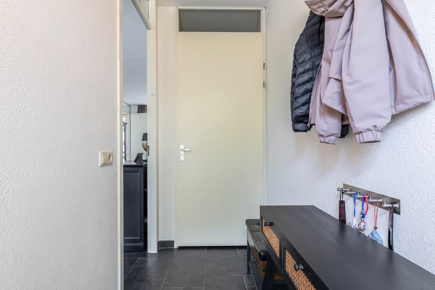 Tussenwoning te koop: Regenboogven 63, Veldhoven