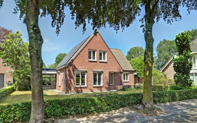 D'n Grote Aard 15