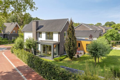Groot Koeme. 25