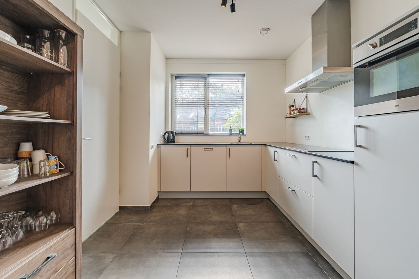 Tussenwoning te koop: Koemeershoeve 25, Wintelre