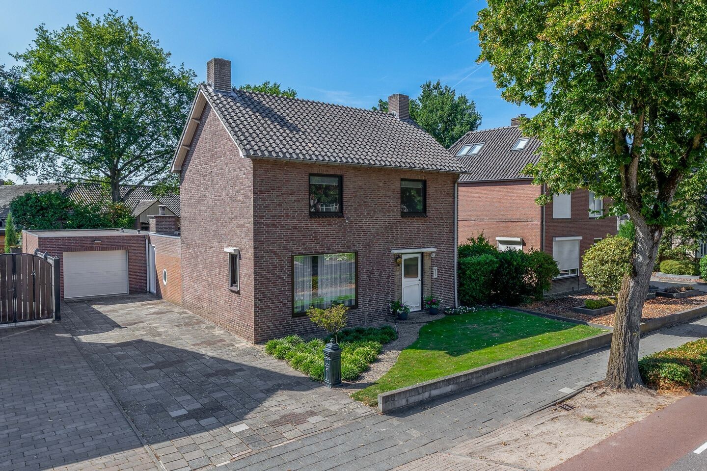 Vrijstaande woning te koop: Riethovenseweg 25A, Steensel