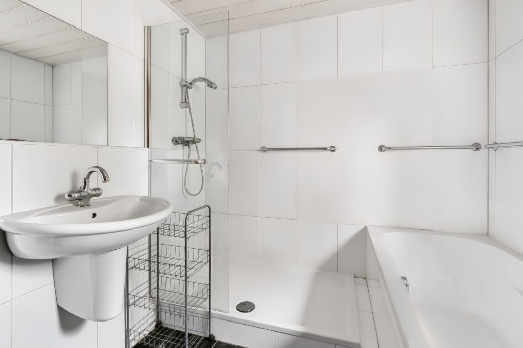 Twee-onder-één-kap te koop: Wolverstraat 32, Duizel