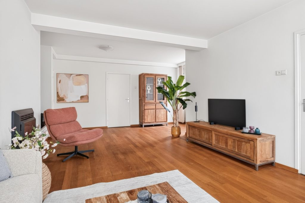 Twee-onder-één-kap te koop: Wolverstraat 32, Duizel