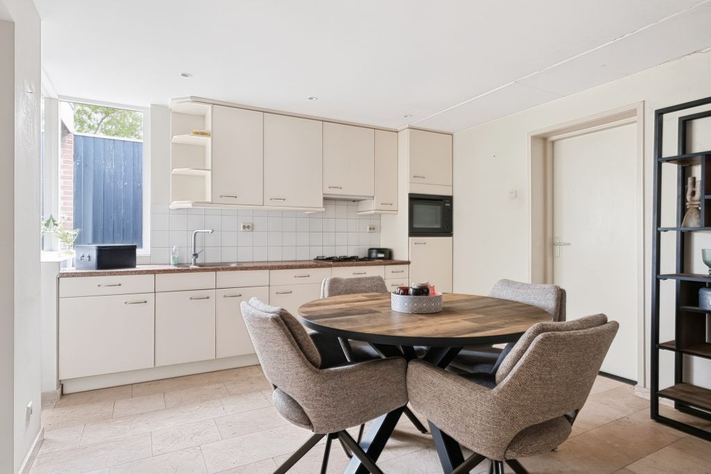 Twee-onder-één-kap te koop: Wolverstraat 32, Duizel