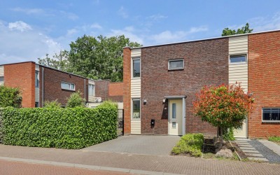 Roodbont 55