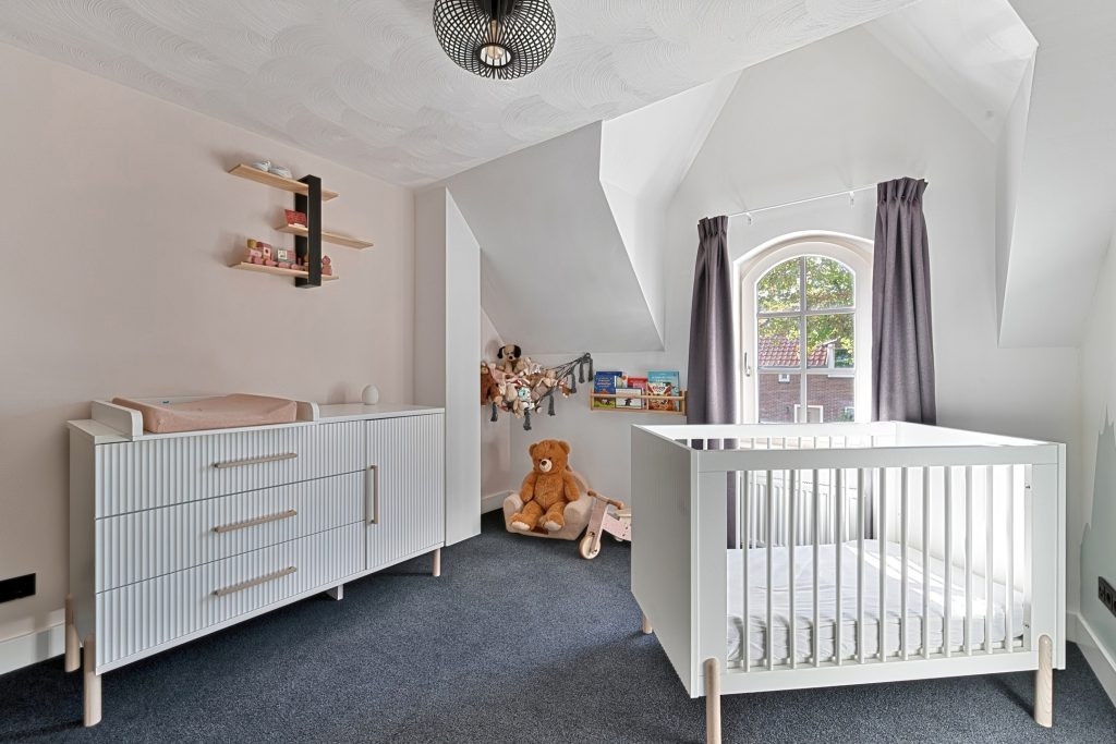Twee-onder-één-kap te koop: Van den Elsenstraat 23, Hapert