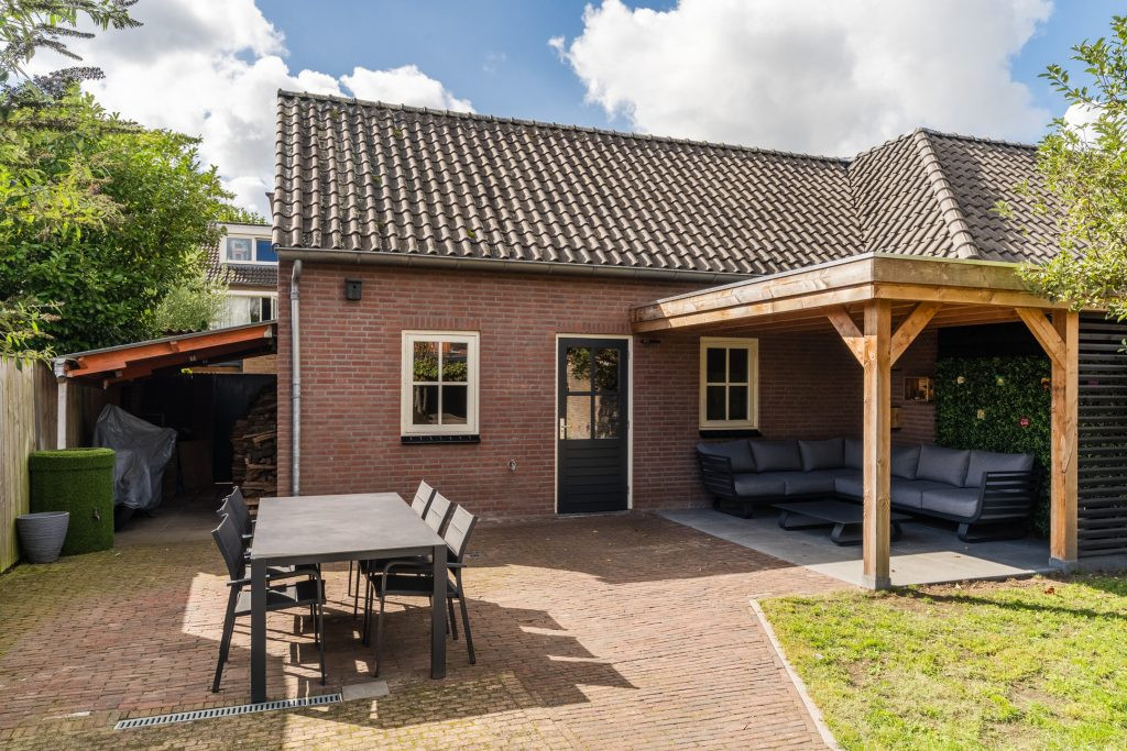Twee-onder-één-kap te koop: Lindenstraat 40, Hapert