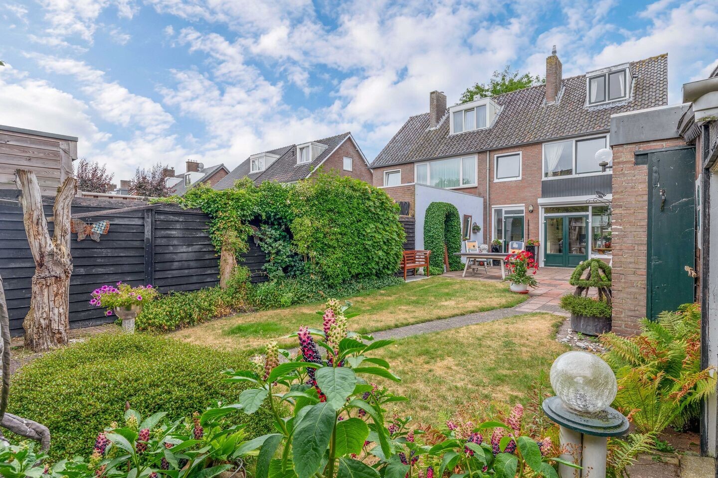 Twee-onder-één-kap te koop: Wilhelminalaan 27, Bladel