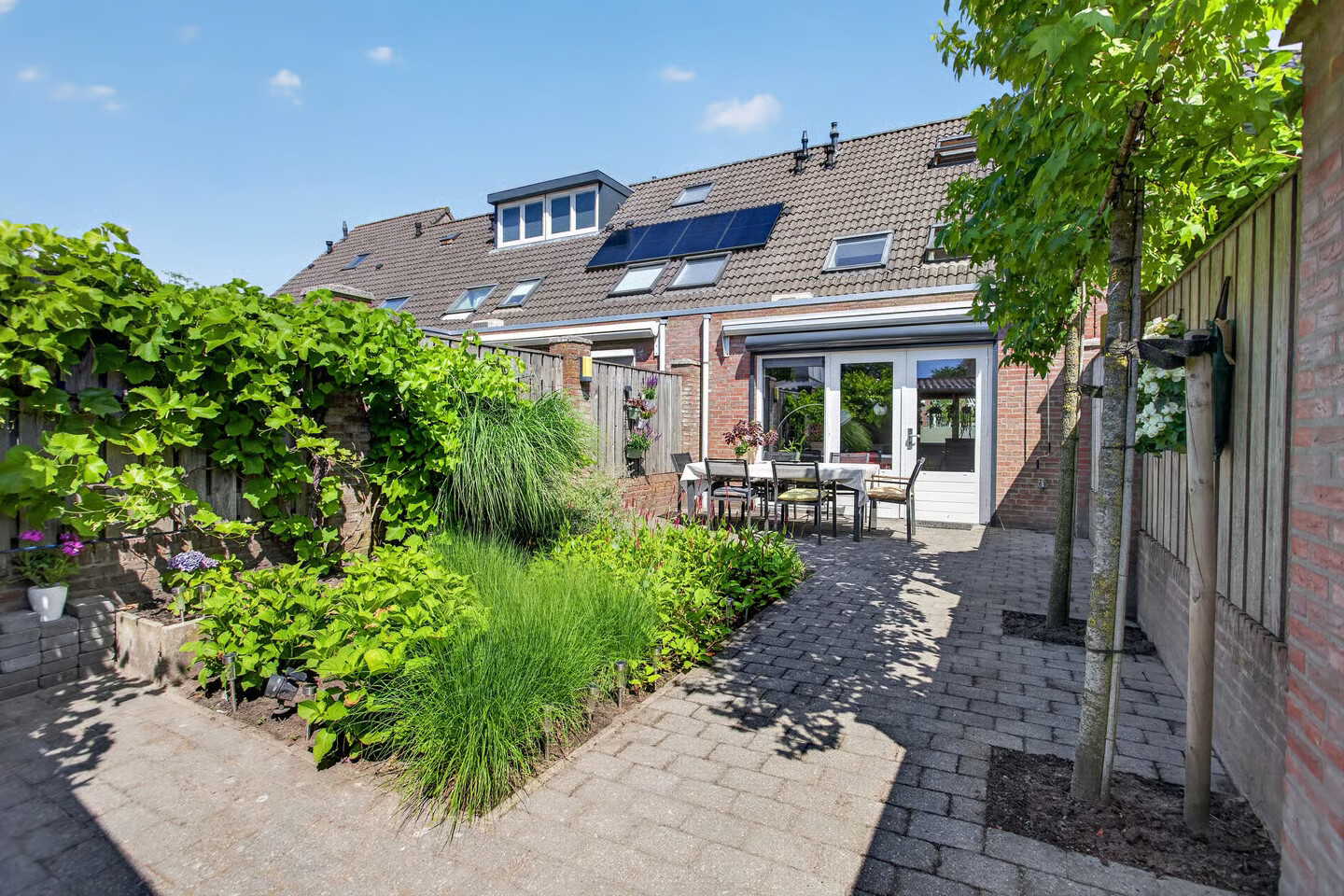 Tussenwoning te koop: Dooleg 65, Reusel