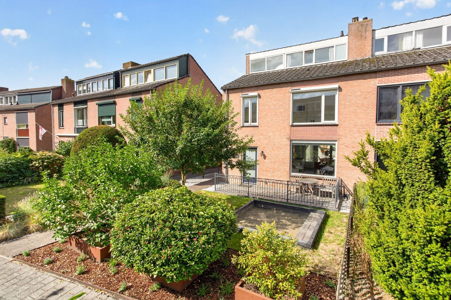Tussenwoning te koop: Fresiapad 4, Valkenswaard