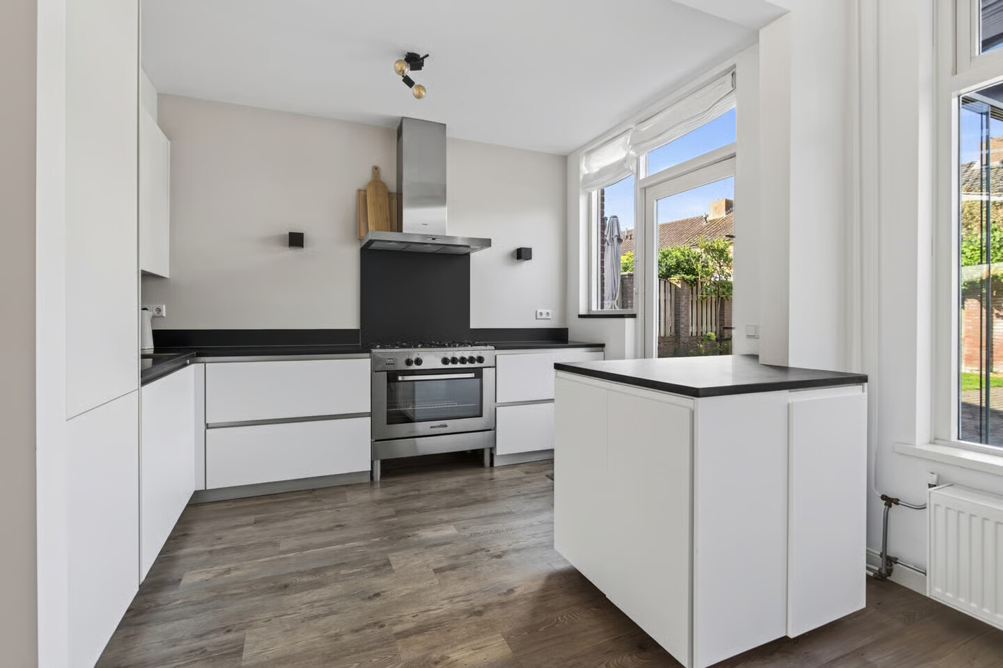 Tussenwoning te koop: Fresiapad 4, Valkenswaard