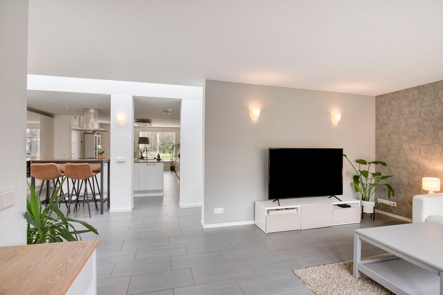 Tussenwoning te koop: Vlasserwei 35, Valkenswaard