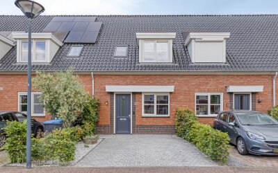 Pastoor Vereeptstraat 24