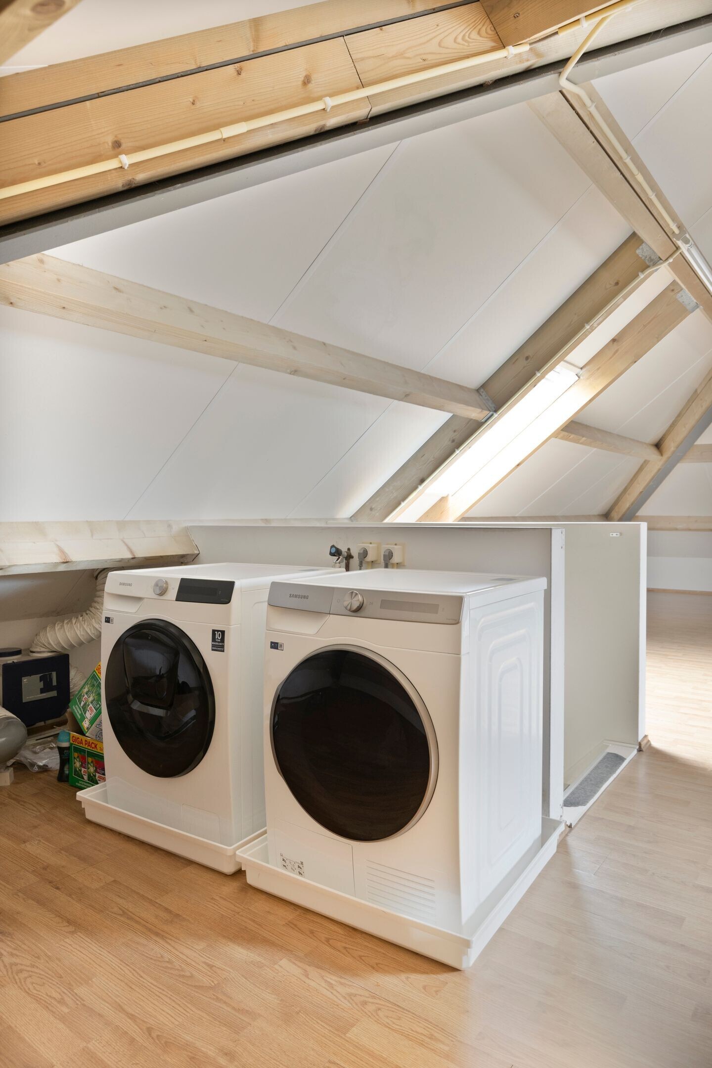 Twee-onder-één-kap te koop: Kerkakkerstraat 25, Valkenswaard