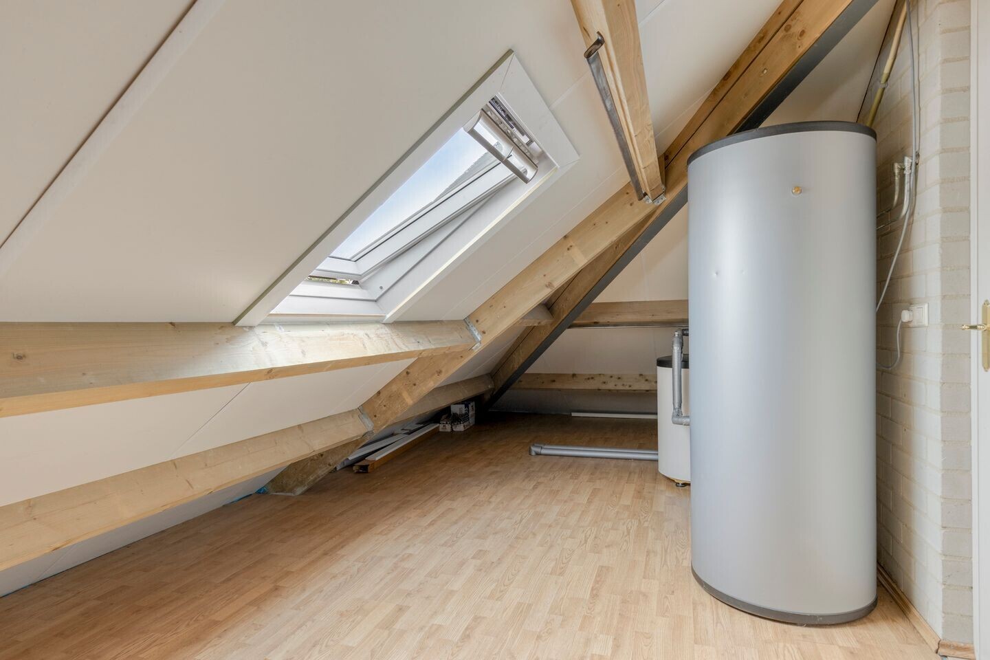 Twee-onder-één-kap te koop: Kerkakkerstraat 25, Valkenswaard