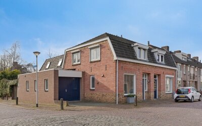 Oranje Nass. 49