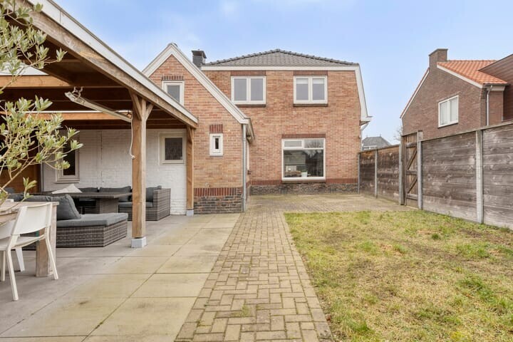 Vrijstaande woning te koop: Heistraat 9, Valkenswaard