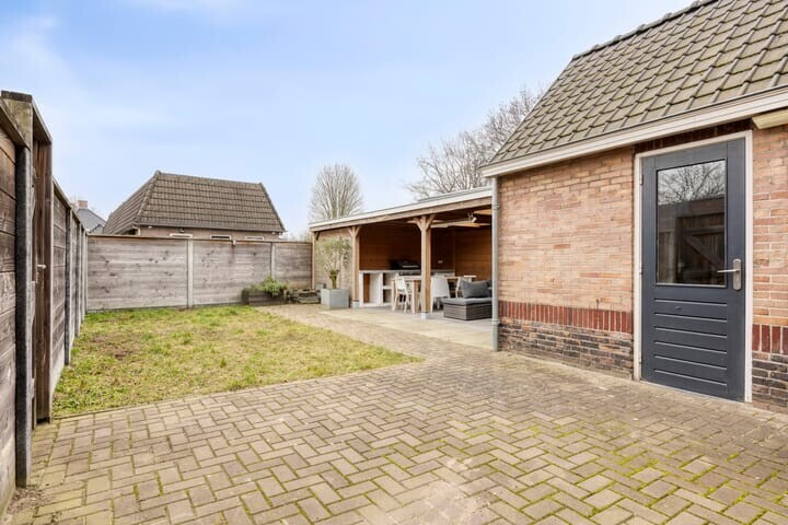 Vrijstaande woning te koop: Heistraat 9, Valkenswaard