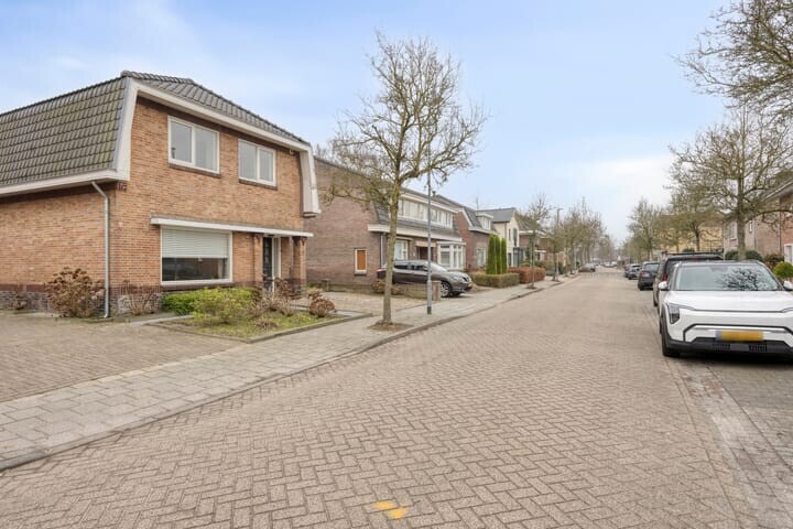 Vrijstaande woning te koop: Heistraat 9, Valkenswaard