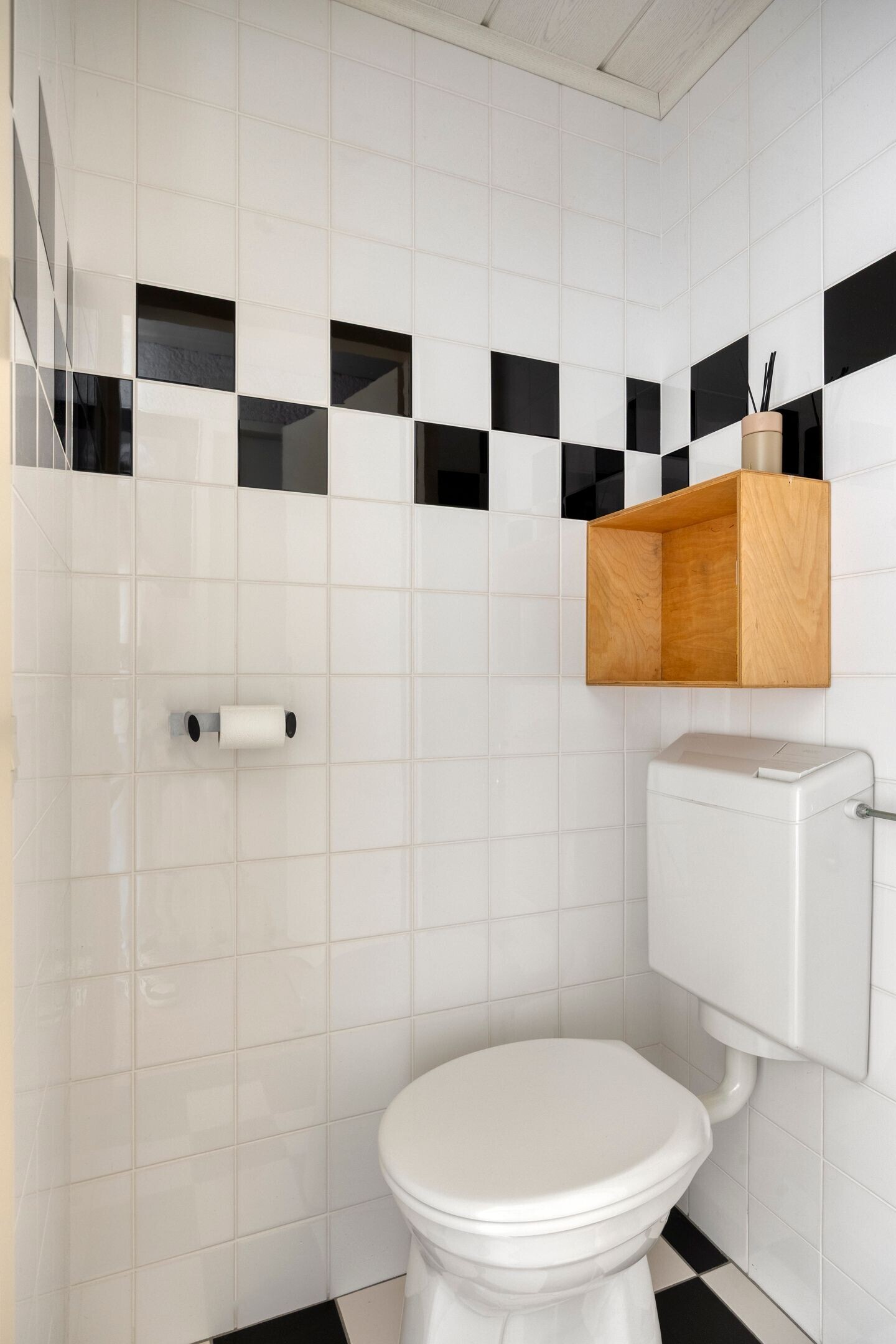 Tussenwoning te koop: van den Valgaetstraat 6, Bergeijk