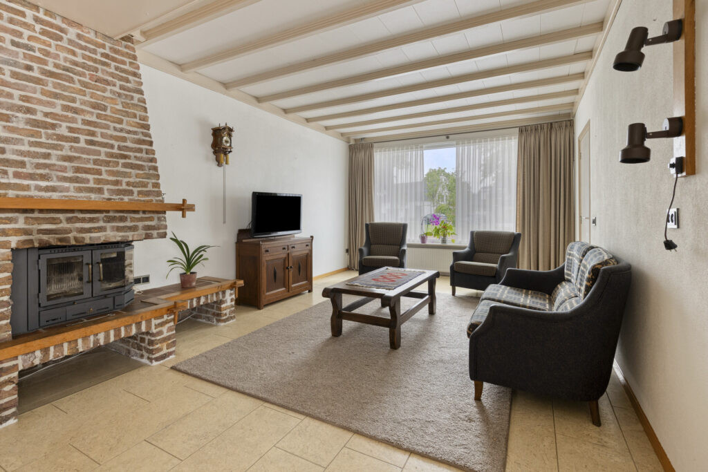 Hoekwoning te koop: Loo 93, Bergeijk