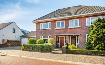 Dorpstraat 77
