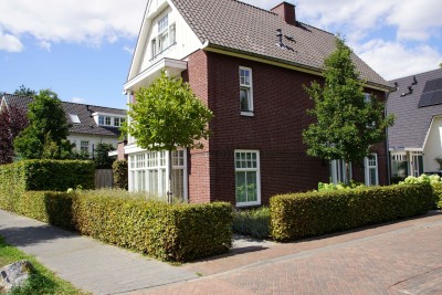 Deurhof 1