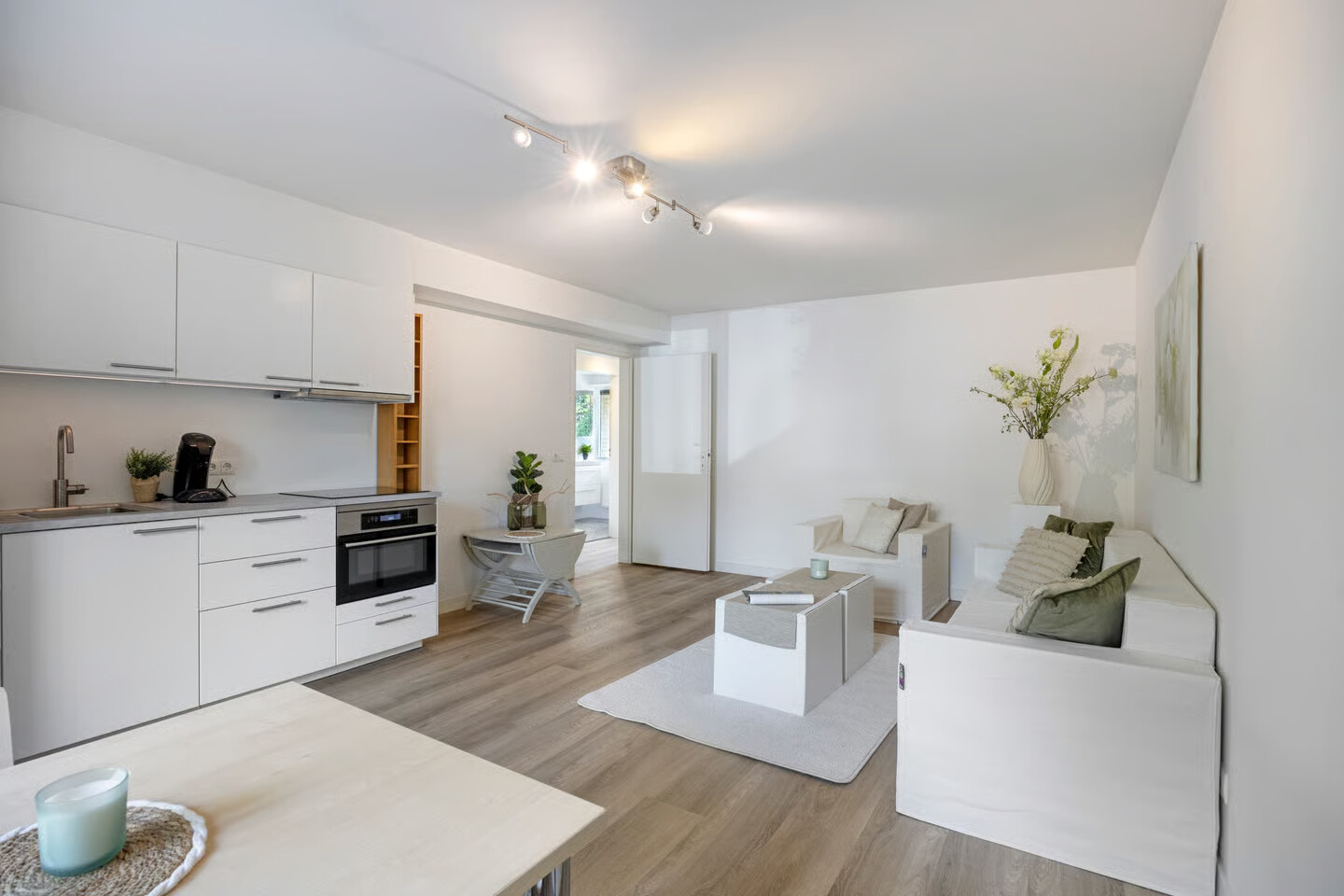 Tussenwoning te koop: Alsemlaan 18, Waalre