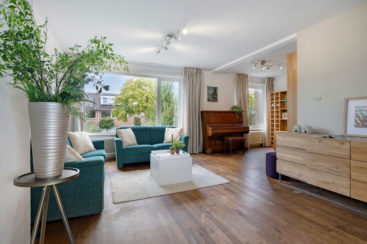 Tussenwoning te koop: Alsemlaan 18, Waalre