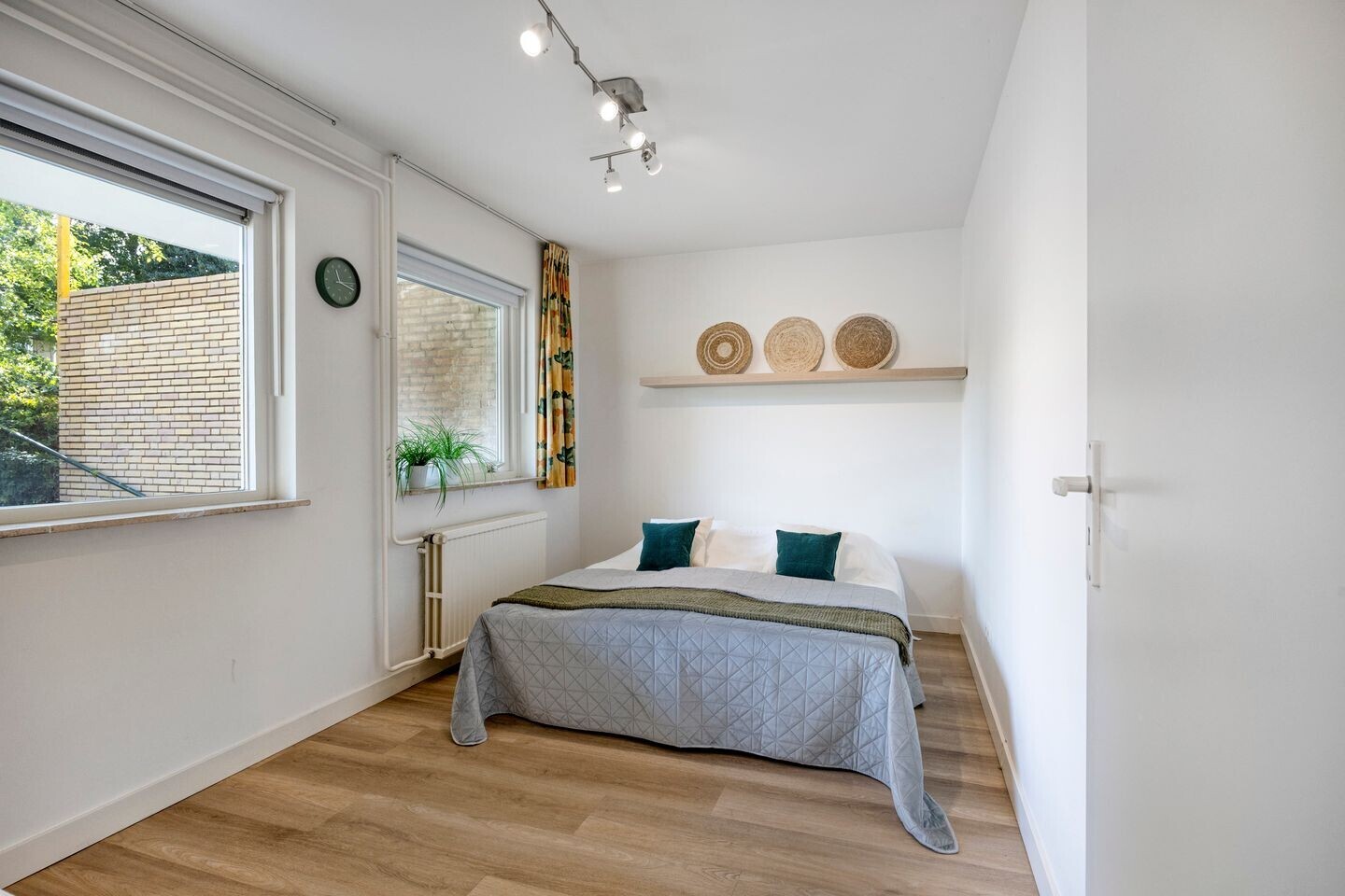 Tussenwoning te koop: Alsemlaan 18, Waalre