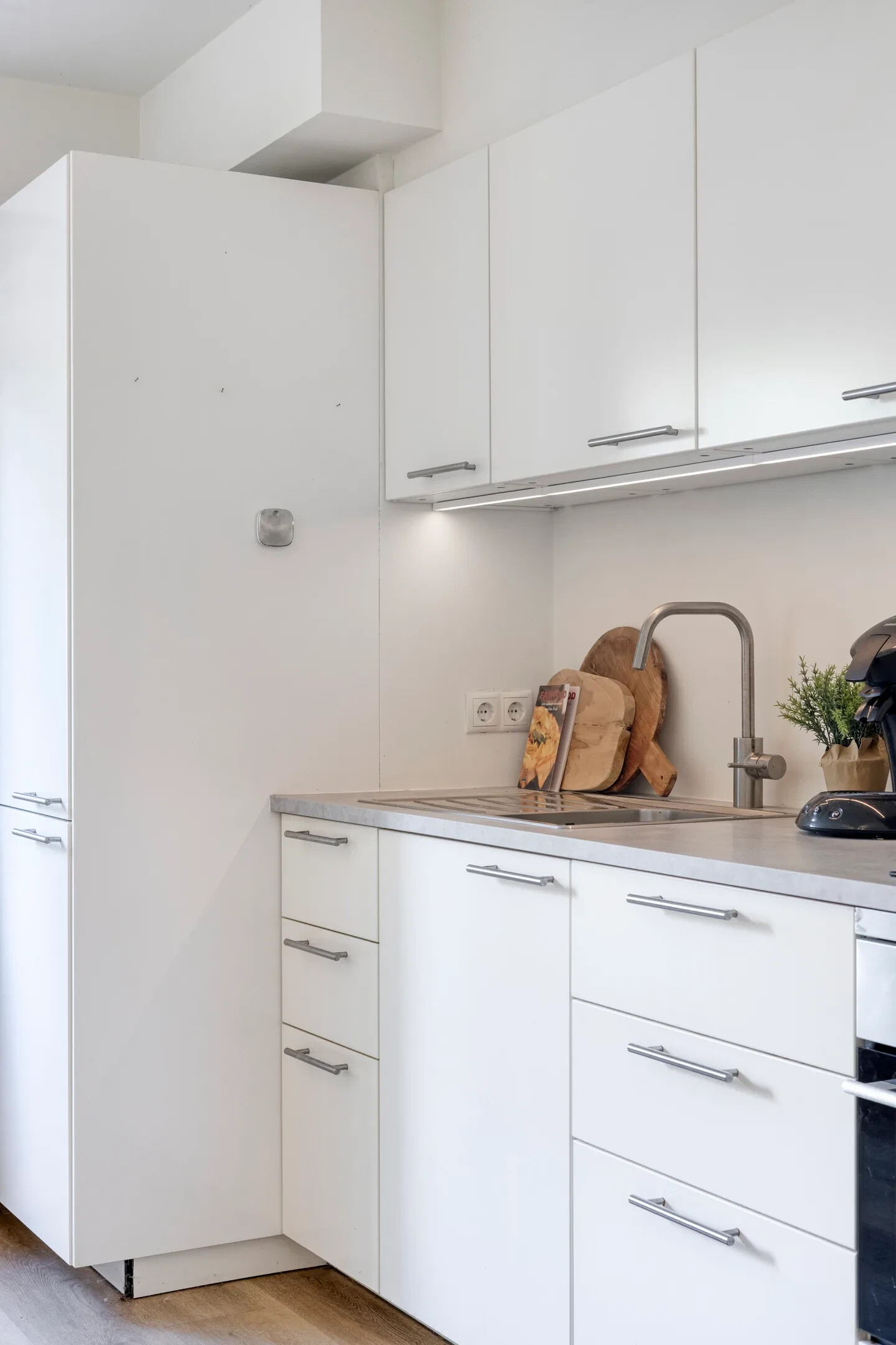 Tussenwoning te koop: Alsemlaan 18, Waalre
