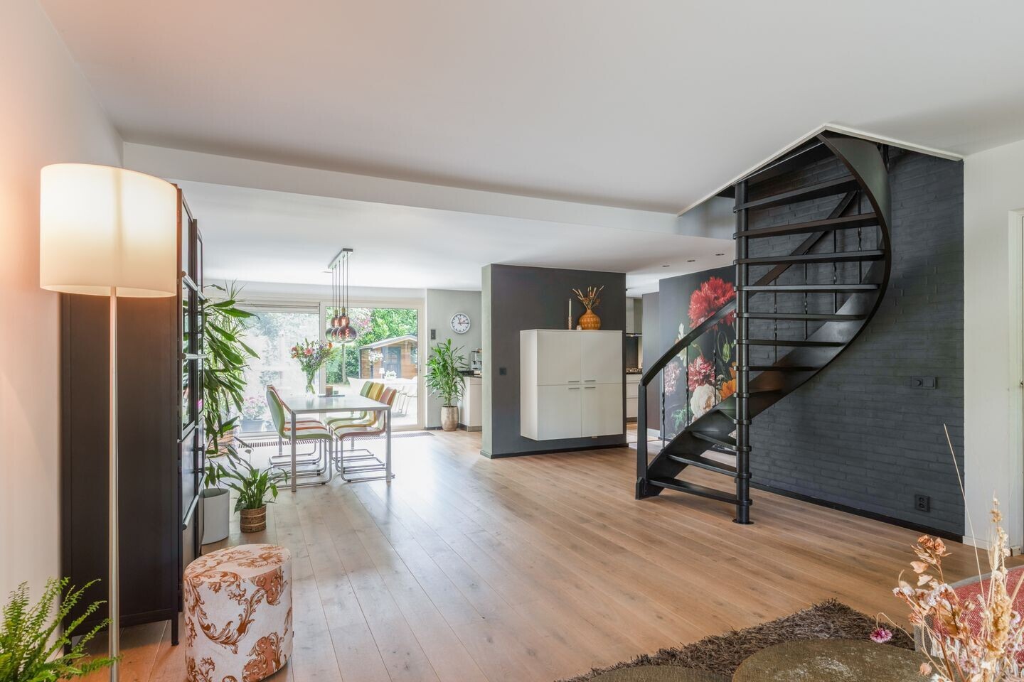 Hoekwoning te koop: Primulalaan 18, Waalre
