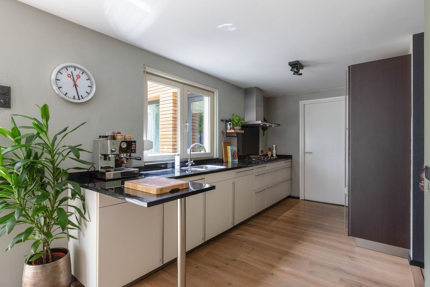 Hoekwoning te koop: Primulalaan 18, Waalre