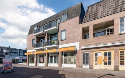 Den Hof 25