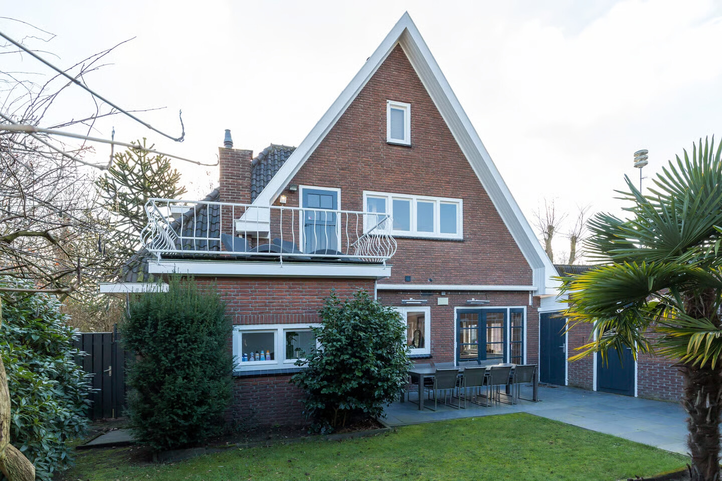 Vrijstaande woning te koop: Koningin Wilhelminalaan 1, Waalre