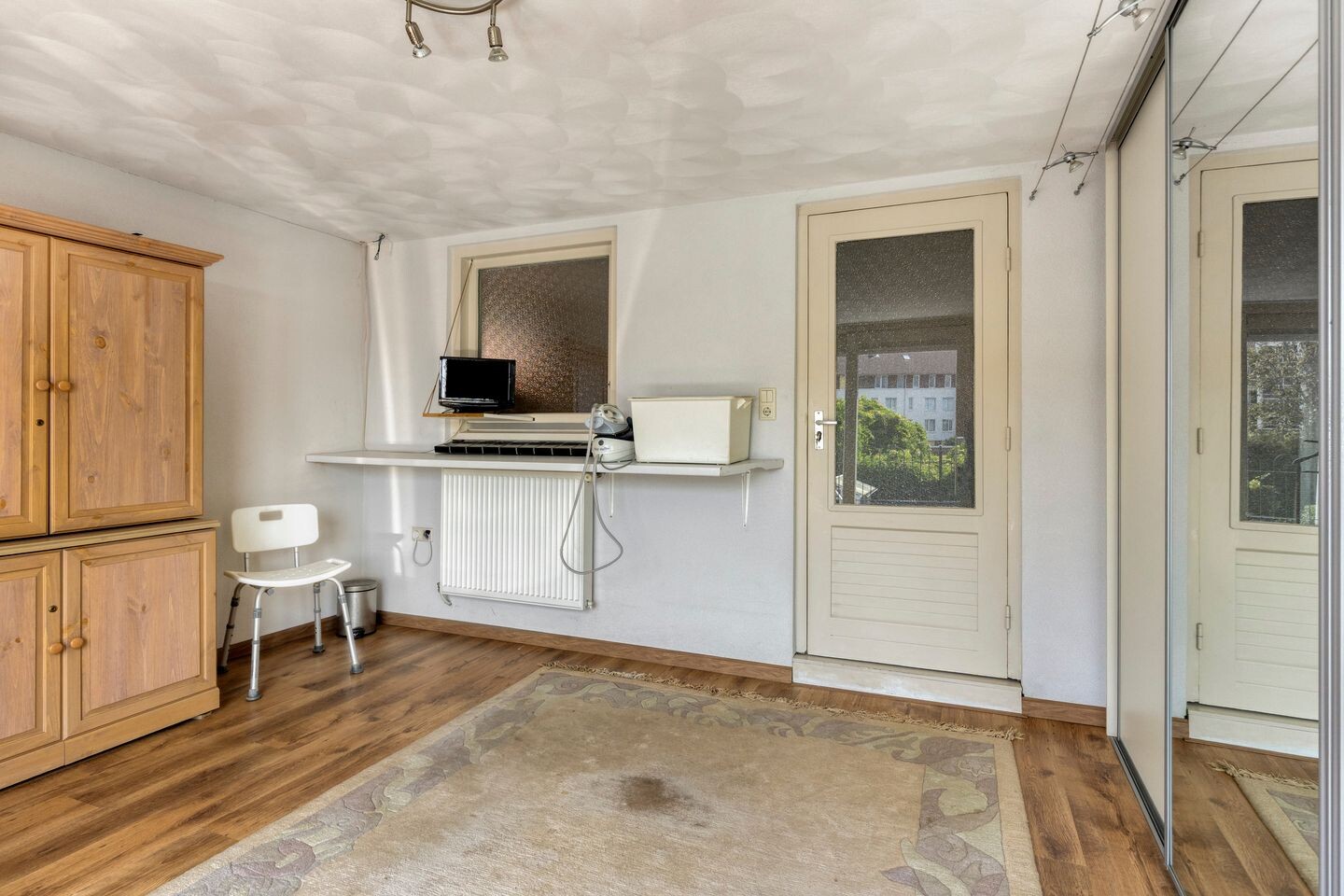 Twee-onder-één-kap te koop: Nassaustraat 12, Waalre