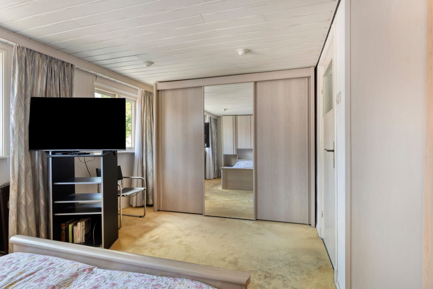 Twee-onder-één-kap te koop: Nassaustraat 12, Waalre