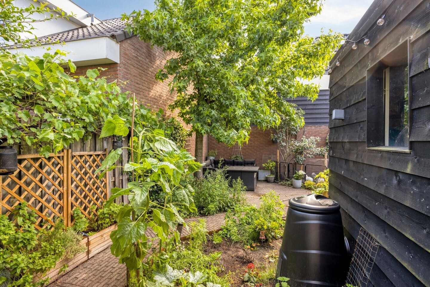 Twee-onder-één-kap te koop: Nassaustraat 5, Waalre