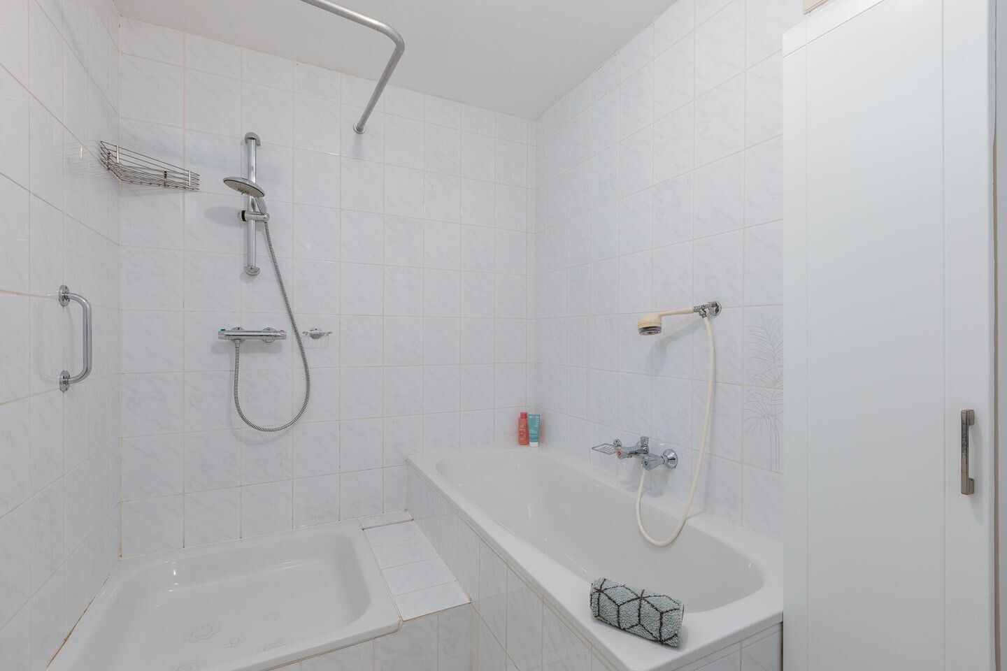 Tussenwoning te koop: Groelslaan 4, Waalre