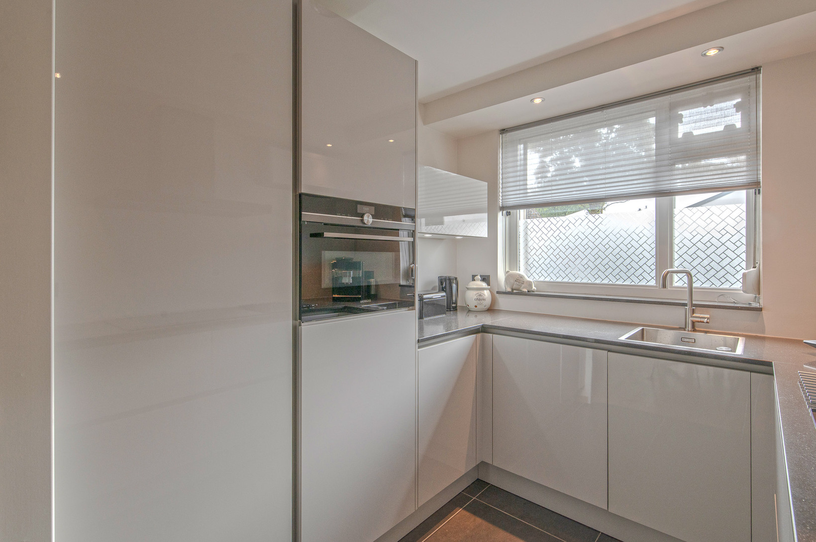 Tussenwoning te koop: Vonderveld 46, Waalre