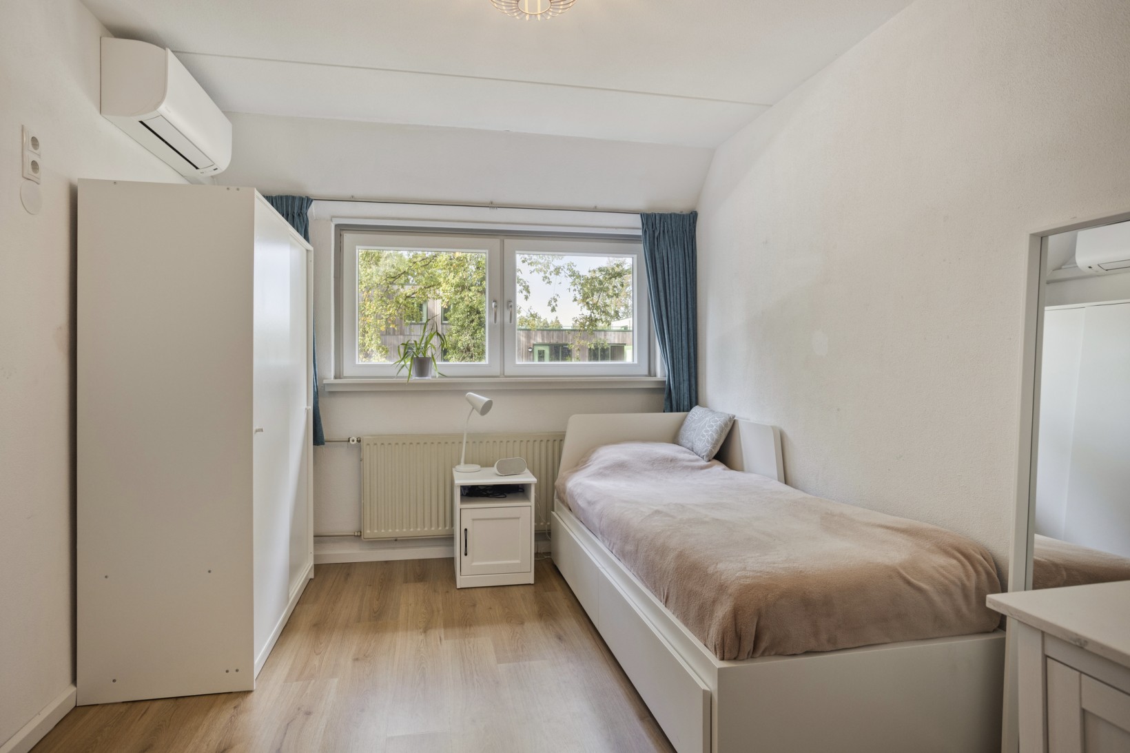 Tussenwoning te koop: Maria van Bourgondiëlaan 7, Waalre