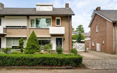 Huis te koop Pastoor Haseldonklaan 11