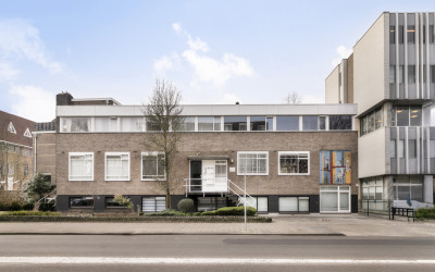 P Czn Hooftlaan 4-F