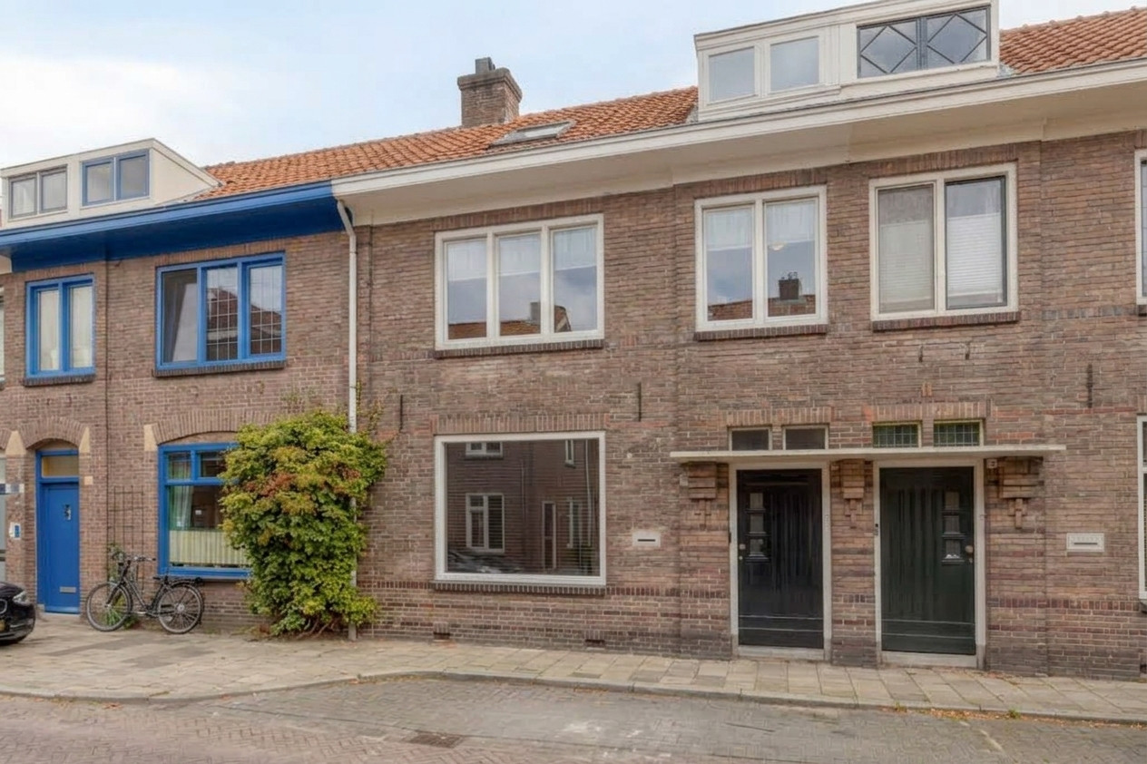 Tussenwoning te koop: St Rochusstraat 3, Eindhoven