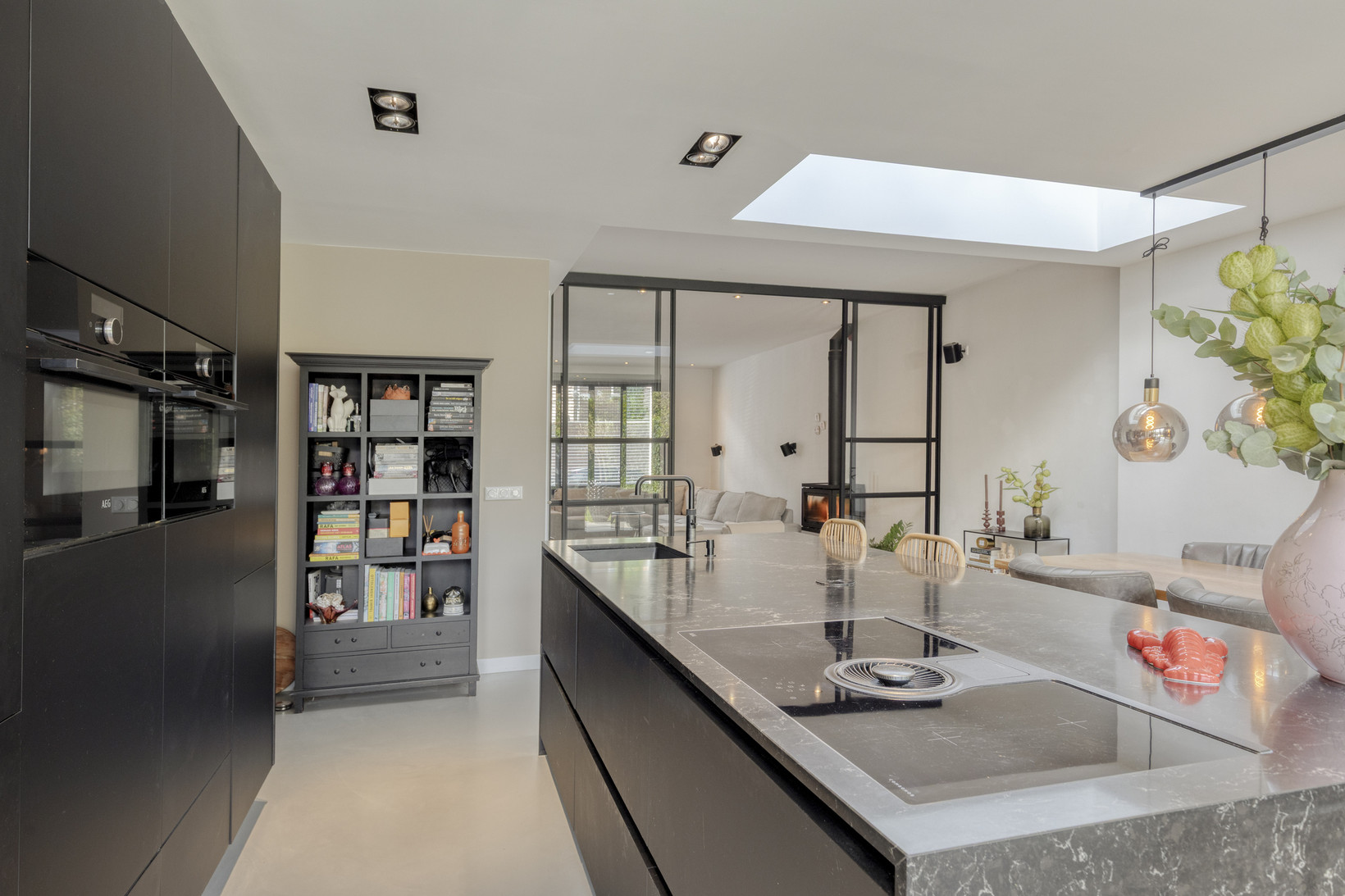 Tussenwoning te koop: St Rochusstraat 3, Eindhoven