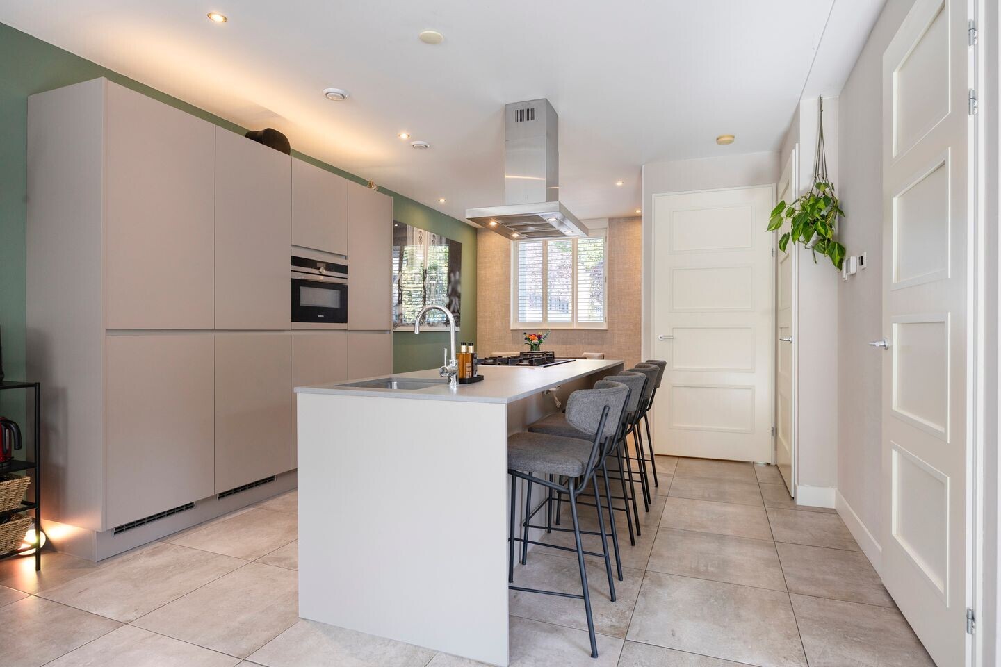Hoekwoning te koop: Stuiverstraat 1M, Eindhoven